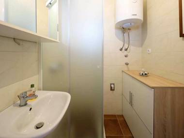 Charming Villa in Poli nik with Swimming Pool