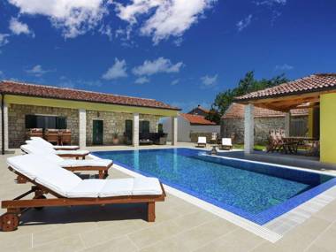 Gorgeous dalmatian stone house with large terrace garden and  private pool