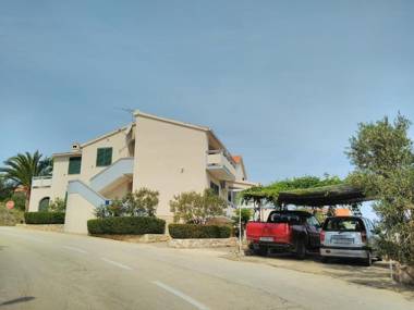 Apartment Davor - parking