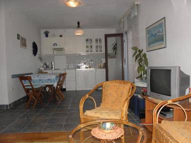 Apartment Frančeska-with parking