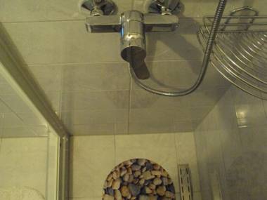 PLITVICE LAKES KONAK Daic