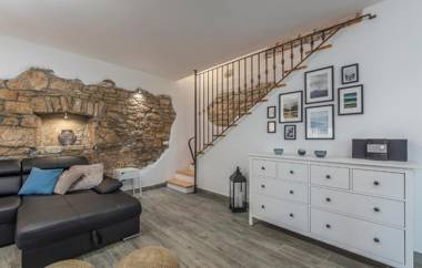 Beautiful Stone House Villa Irma