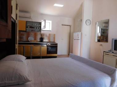 Apartments Lado - 230 m from sea