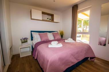 Mobile Homes at Camping Ugljan Resort