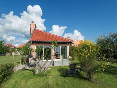 Charming Holiday Home in Zaton with Garden