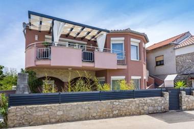 Villa Luxury Villa with pool