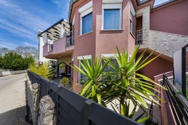 Villa Luxury Villa with pool