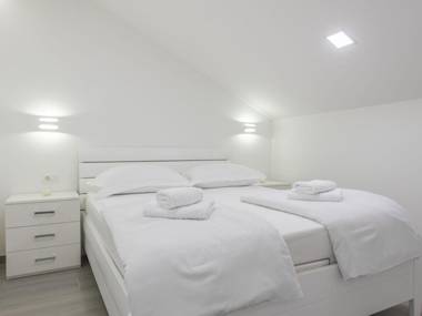 Charming Apartment in Imotski near Lake