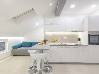 Lavish Apartment in Imotski near Blue Lake