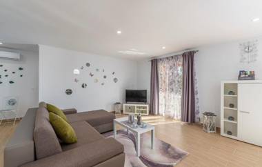 Apartment Kata with Private Pool