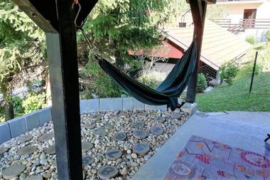 Cool Shack Premar With Wi-Fi & Smart Tv