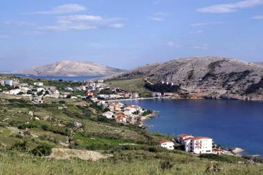 Rooms with a swimming pool Metajna Pag - 3306