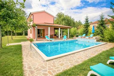 Pleasant Villa Valmonida with Pool Sauna Gym and BBQ