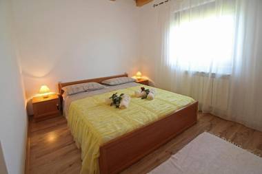 Mirjana in Kmeti (Haus für 4-5 Personen)