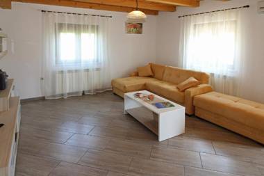 Mirjana in Kmeti (Haus für 4-5 Personen)