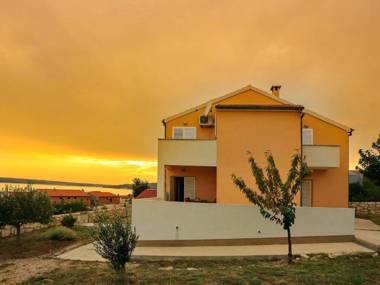 Spasious two storey holiday home with great sea view terrace 300m from the sea