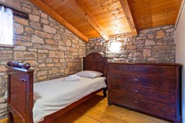 Pićanci in Bibići (Haus für 4-5 Personen)