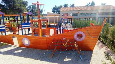 Apartments Lidija - close to sea