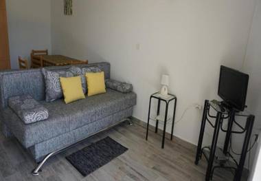 Apartments Tatjana-300m from beach