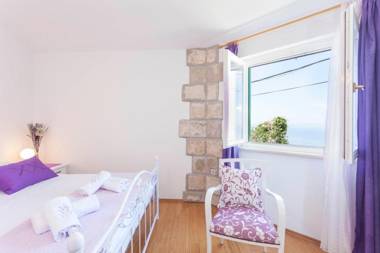 Holiday house Jasminka in Tucepi sea view