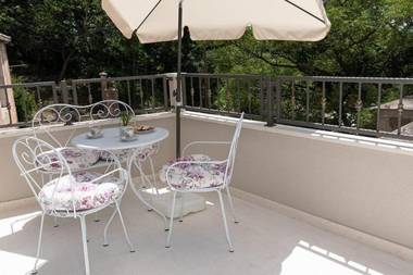 Holiday house Alina with heated Pool