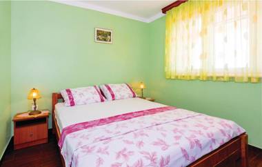 Apartments Hari Tisno