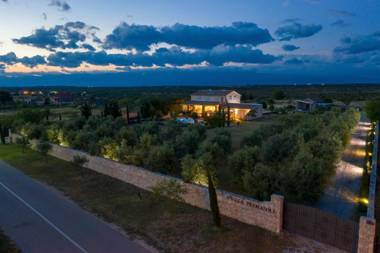 Villa and Cottage Premasole