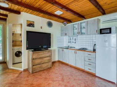 Exotic Holiday Home in Tribanj Kru ica near the Sea