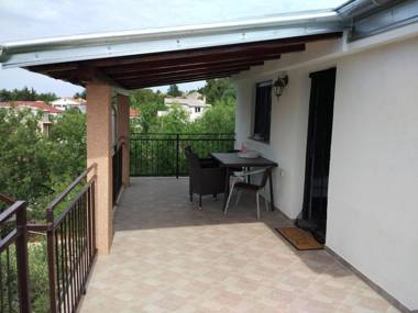 Modern Apartment in Starigrad with Garden