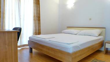 Panoramic oasis in Celina