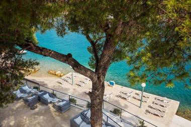Milna Hotel