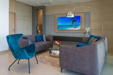 Exclusive Villa Mative