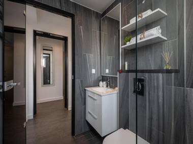 Apartment License to Chill