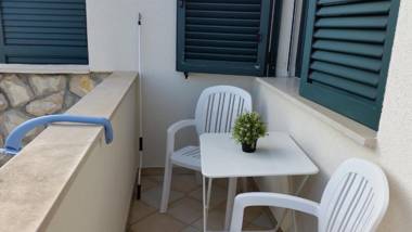 House next to beach with AC WiFi parking