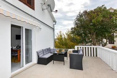 Apartments Markulin 3562