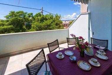 Apartments in Jadranovo 39053