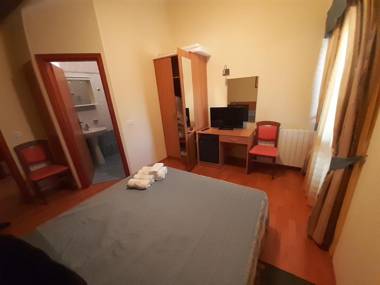 HOUSE ULI NEAR THE FUNTANA BEACH