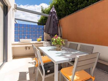 Apartments Elle & Alina