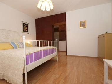 Apartments Dragica 473