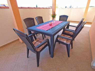 Apartments Mala Vala 1332