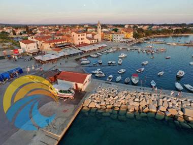 Apartments Fazana 765