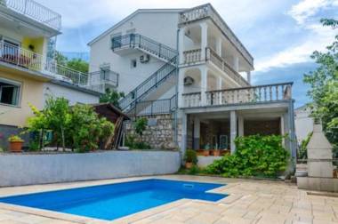 Apartments in Dramalj 41214