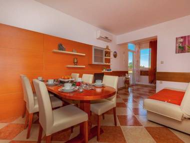 Alluring Apartment in Dramalj with Swimming Pool