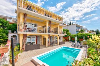 Apartments Novoselic