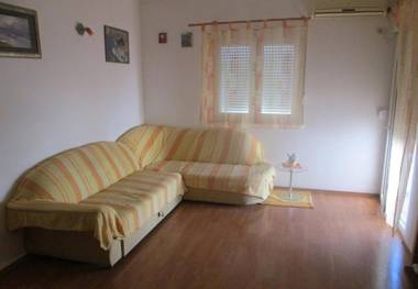 Apartment Danijela - 200m from beach