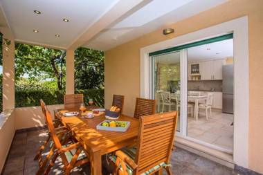 Villa Paula with 7 bedrooms heated 36sqm private pool Jacuzzi Gym and sea views