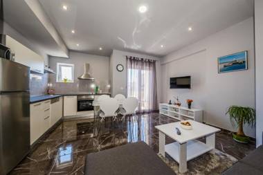 Apartment ANDRIANA with pool for exclusive use