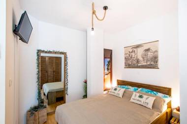 Apartment Sunny - 100 m from sea