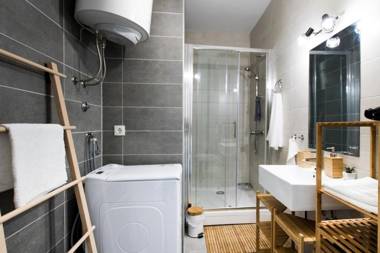 Apartment Sunny - 100 m from sea