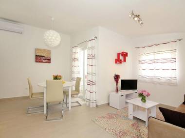 Modern Apartment in Kaštel Stari near the Sea